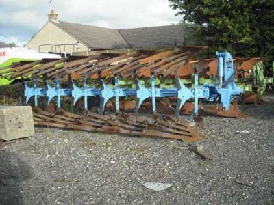 Ploughs & Cultivators (Used) image