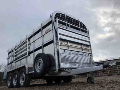 Commercial Trailers (New) image